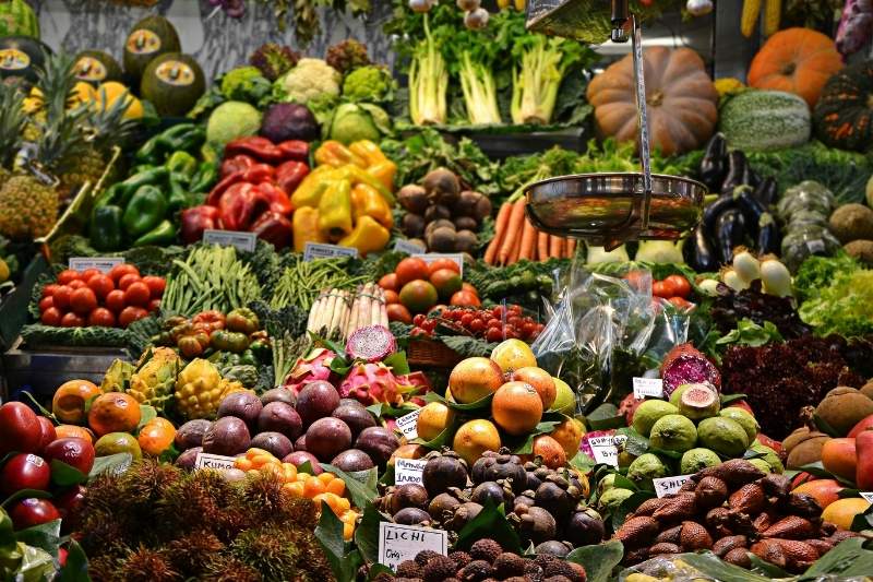Eating the Rainbow: Your Colourful Guide to Weight Loss and Health