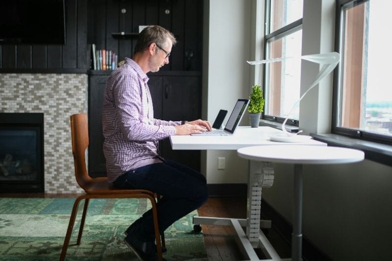 Can You Lose Weight With a Desk Job?